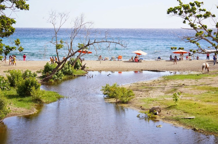 Santiagos Umgebung: El Cobre, El Morro und Playa Siboney